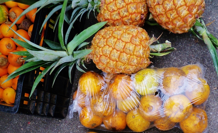 Bag of 40 oranges for $1.  Generally, all bagged produce is a dollar.
